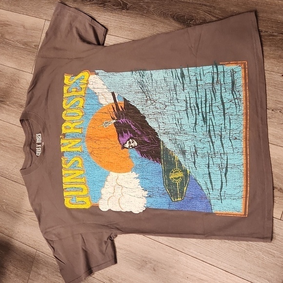 Vintage Guns N Roses - Picture 1 of 3